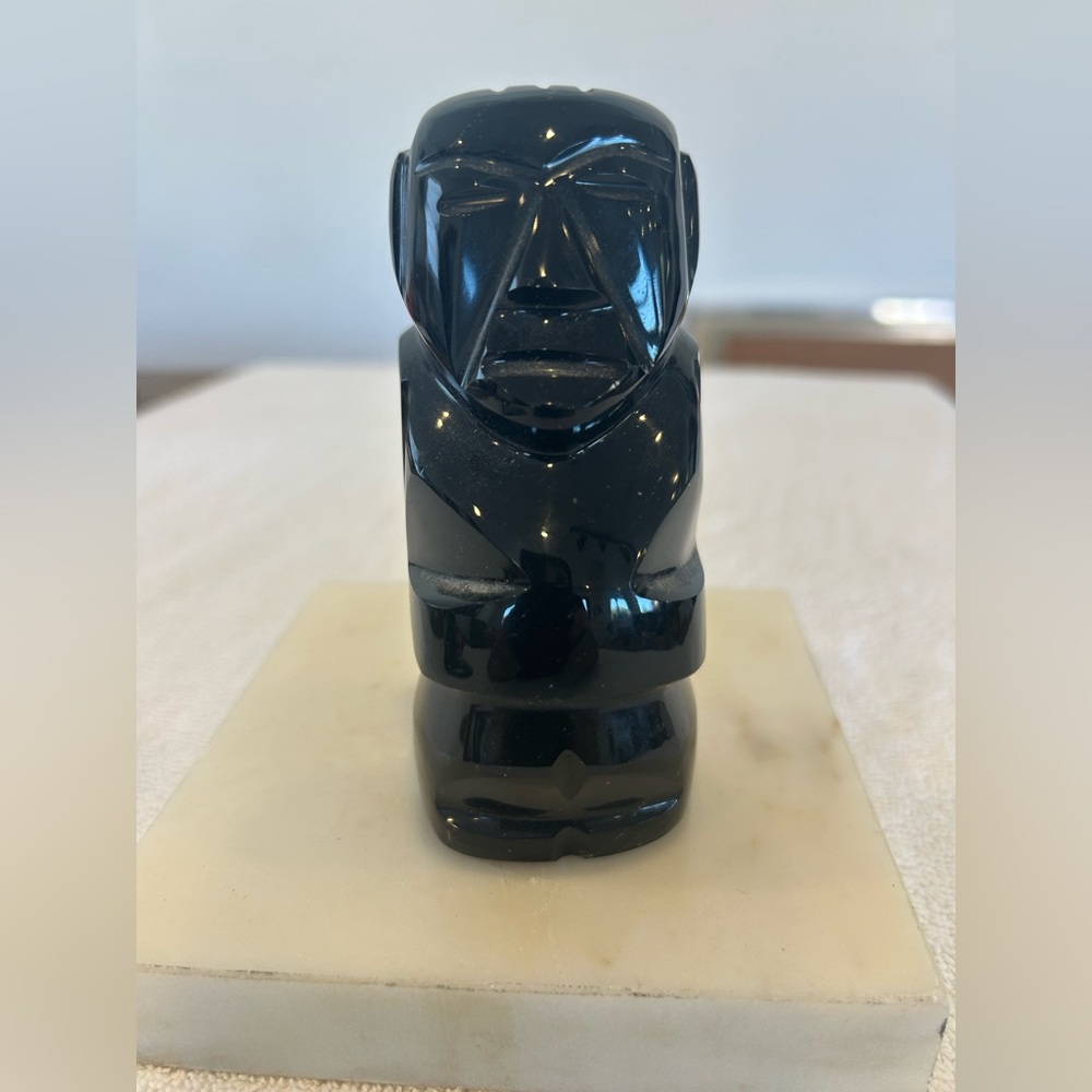 Mexican Folk Art - obsidian Totem